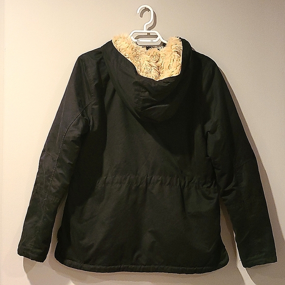 H&M puffer jacket - Picture 4 of 6